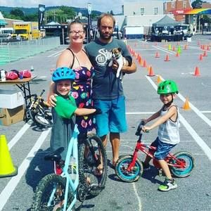 Meet your Posher, Monica